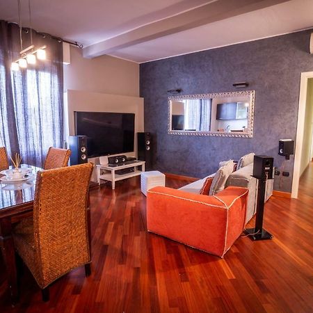 Апартаменти Cinematic Modern Flat, 100 Mt Da Ospedale Равенна Екстер'єр фото