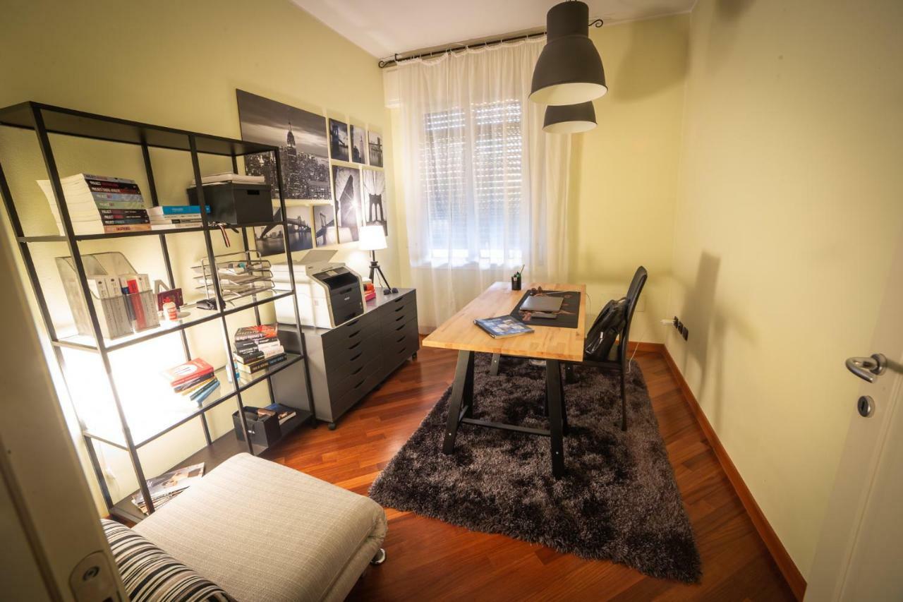 Апартаменти Cinematic Modern Flat, 100 Mt Da Ospedale Равенна Екстер'єр фото